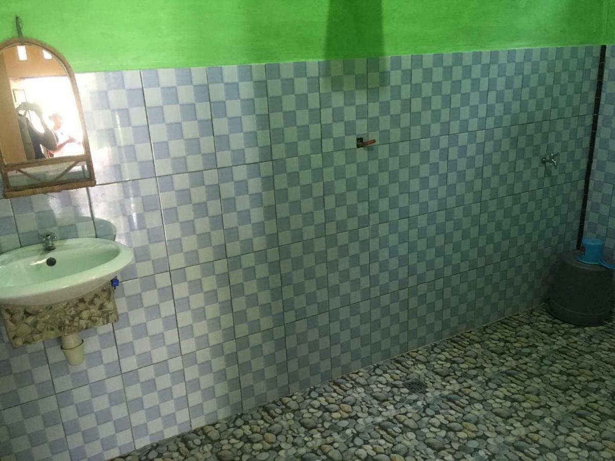 Sahnan Guest House Bukit Lawang Dış mekan fotoğraf